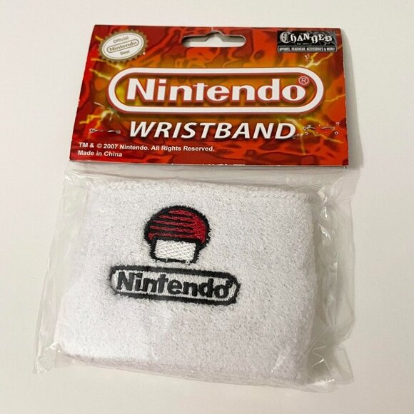 Nintendo Super Mario Know Your Mushroom Athletic Wristband - Picture 12 of 14